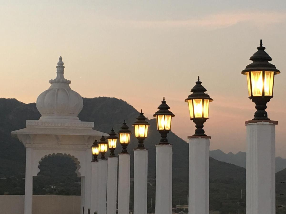 Regenta Central Mewargarh, Near Biological Park Udaipur Exterior foto