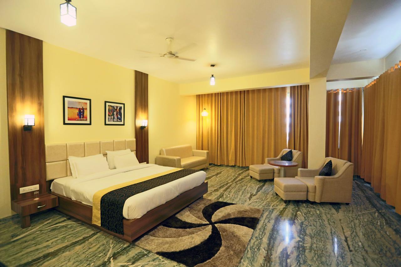Regenta Central Mewargarh, Near Biological Park Udaipur Exterior foto