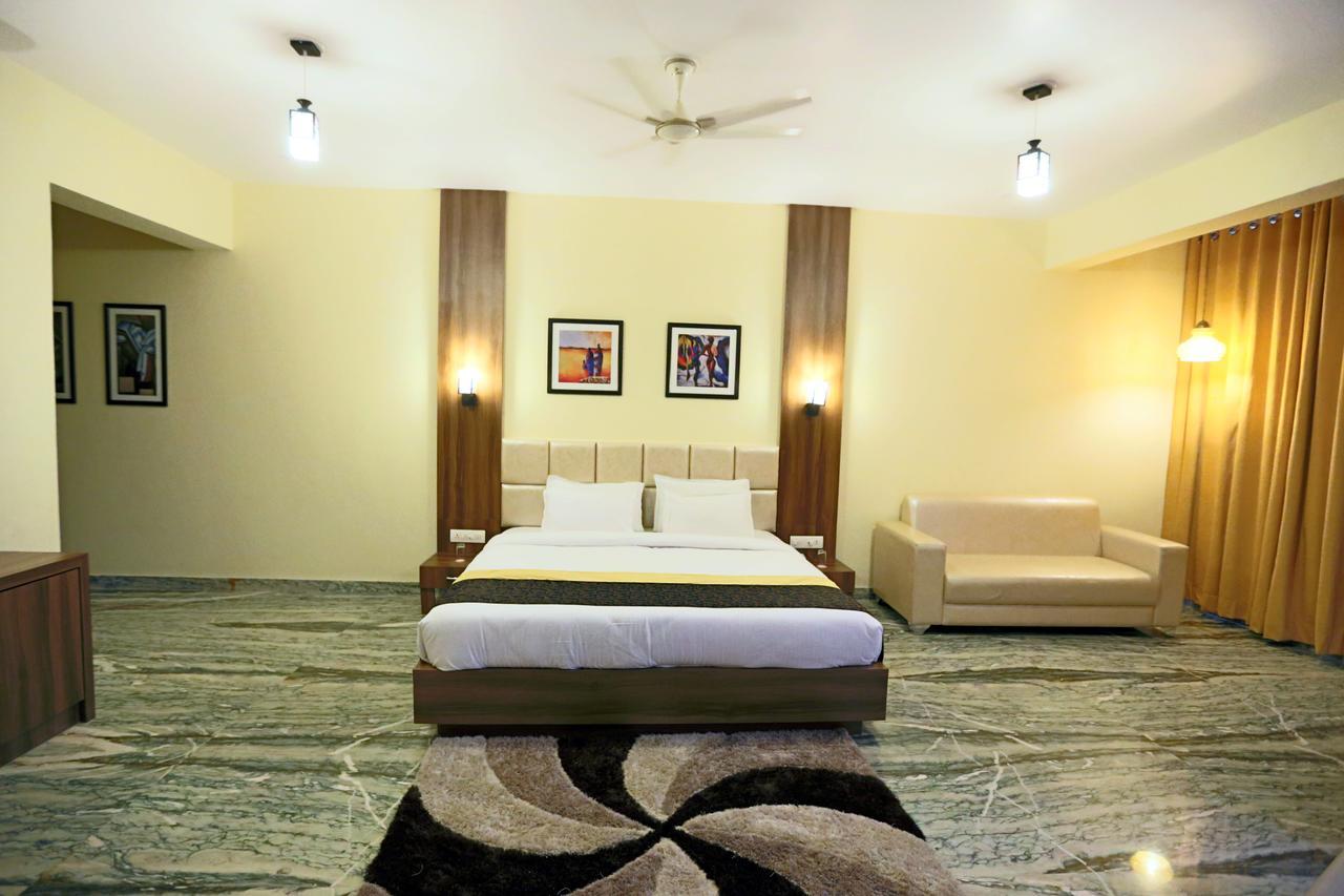Regenta Central Mewargarh, Near Biological Park Udaipur Exterior foto